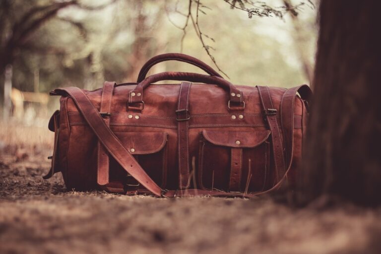 Terroir-Artisan - Cuir artisanal : une Histoire de noblesse Terroir-Artisan - Cuir artisanal : une Histoire de noblesse