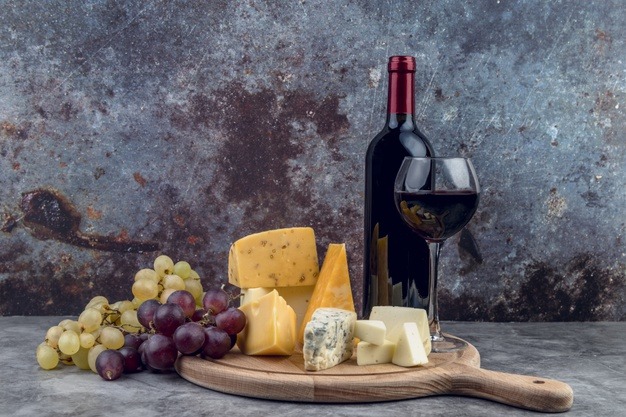 Terroir-Artisan - Fromages de saison : choisissez-les avec soin avant la dégustation Terroir-Artisan - Fromages de saison : choisissez-les avec soin avant la dégustation