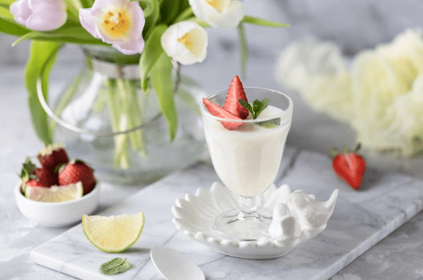 Terroir-Artisan - Une recette de Nouvel An, la Panna Cotta à la vanille noire Terroir-Artisan - Une recette de Nouvel An, la Panna Cotta à la vanille noire