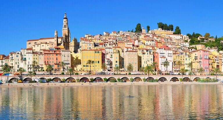 Terroir-Artisan - Vacances Provence-Alpes-Côte d’Azur : une terre aux 1 000 saveurs et au patrimoine unique Terroir-Artisan - Vacances Provence-Alpes-Côte d’Azur : une terre aux 1 000 saveurs et au patrimoine unique