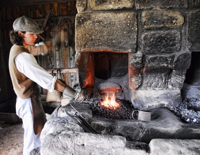Terroir-Artisan - Le travail du métal, tout un art ! Terroir-Artisan - Le travail du métal, tout un art !