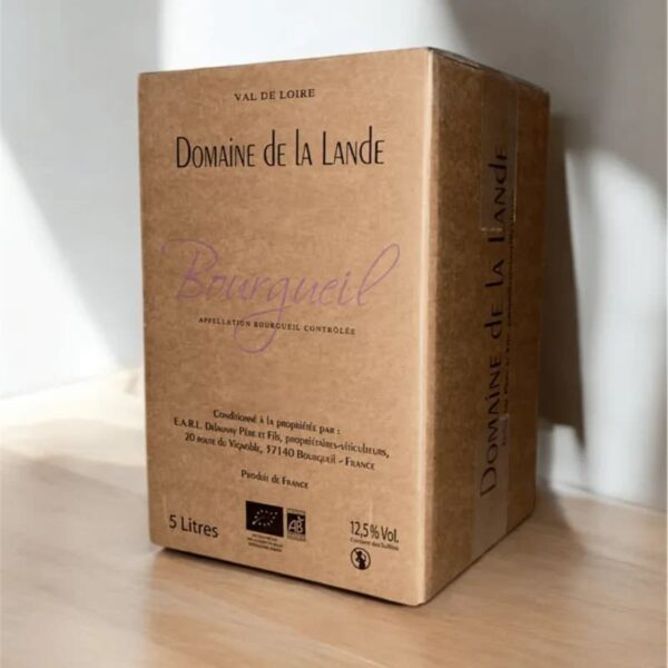Terroir Artisan Domaine de la Lande Bourgueil Bib